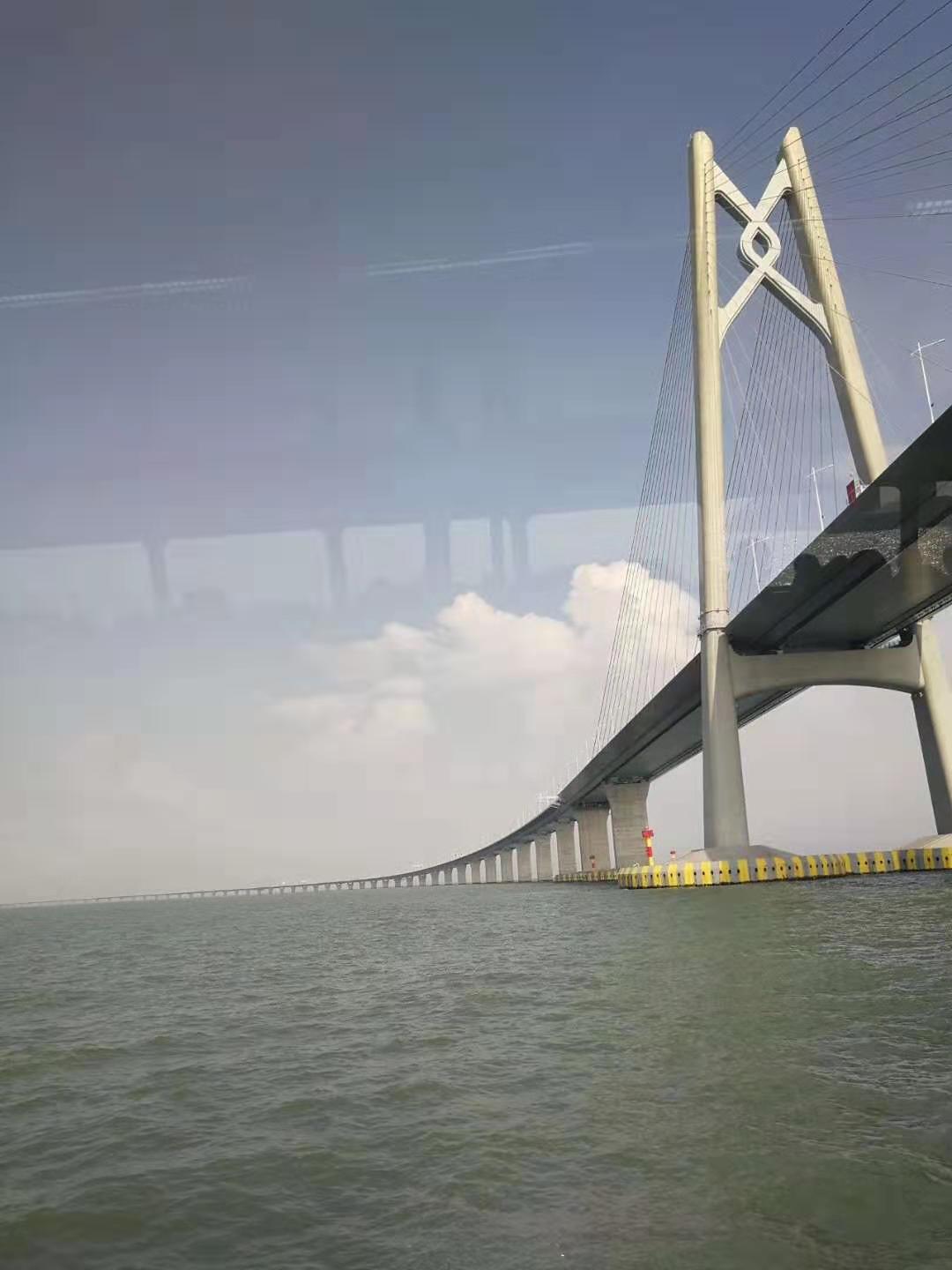 丙烯酸聚氨酯面漆的施工